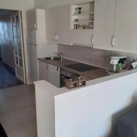 Henne Strand. 200m Fra Vesterhavet *